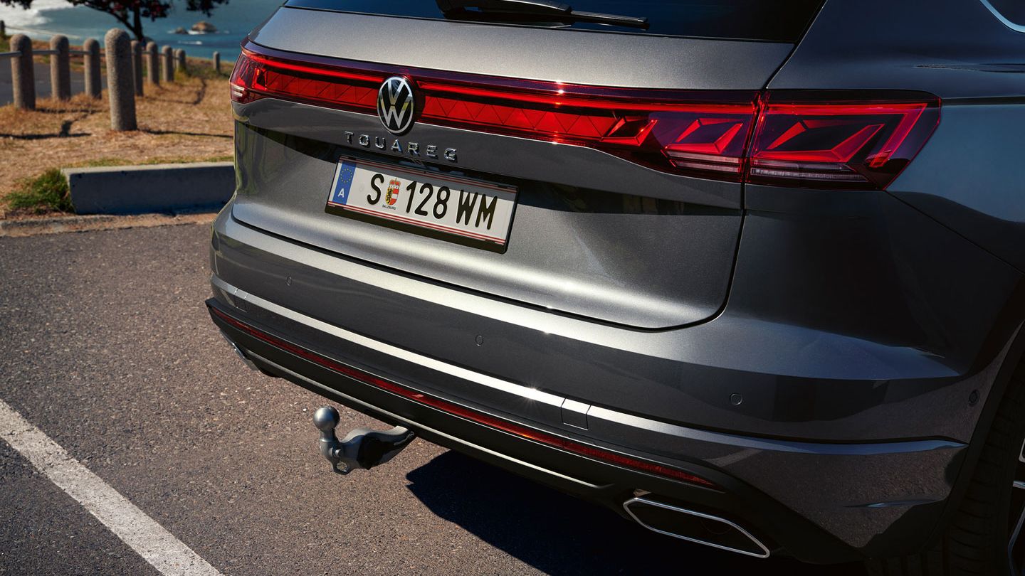 Pohľad na voliteľné ťažné zariadenie VW Touareg Elegance.