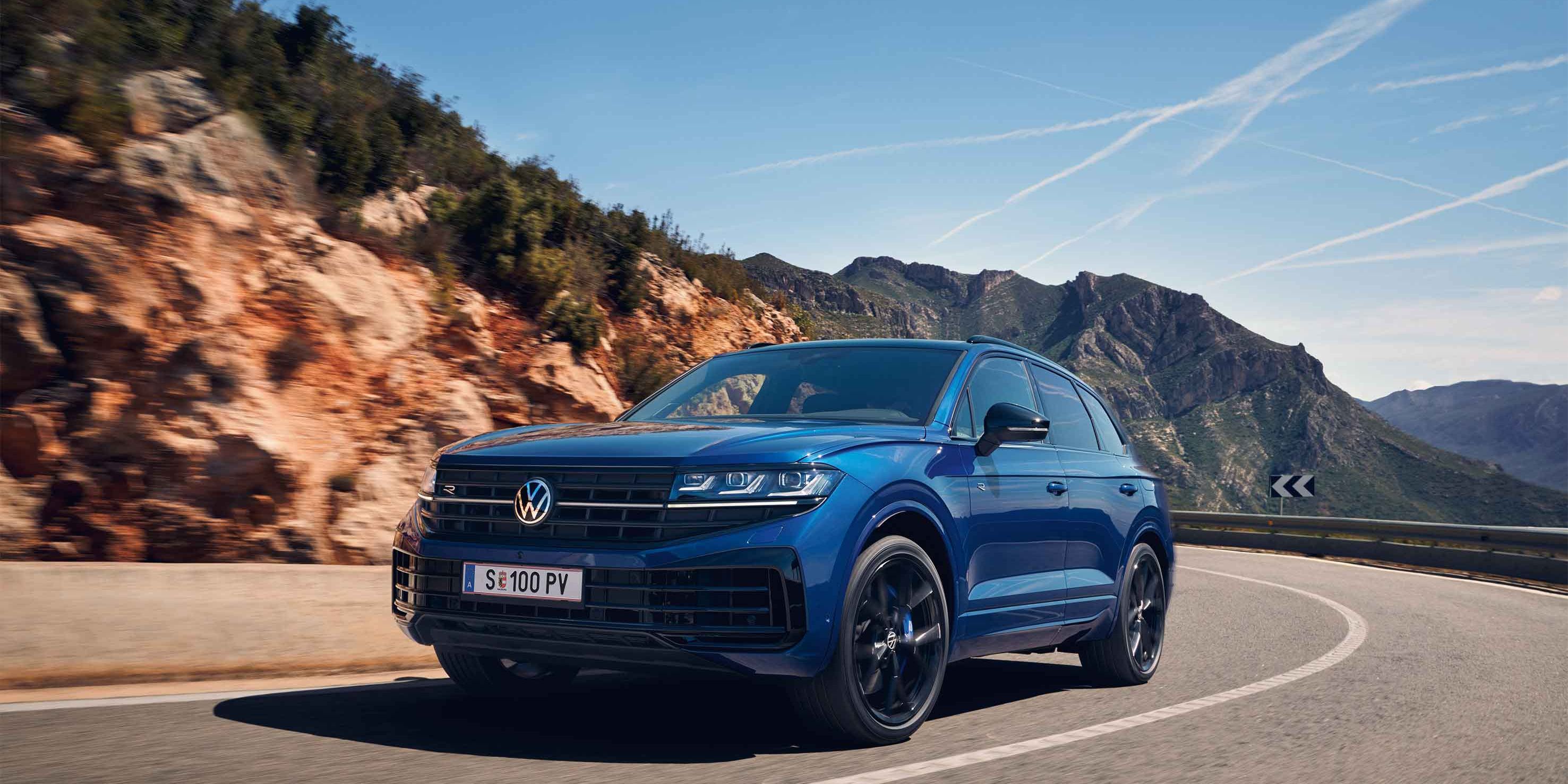 Touareg R eHybrid od spoločnosti Volkswagen v plnej rýchlosti