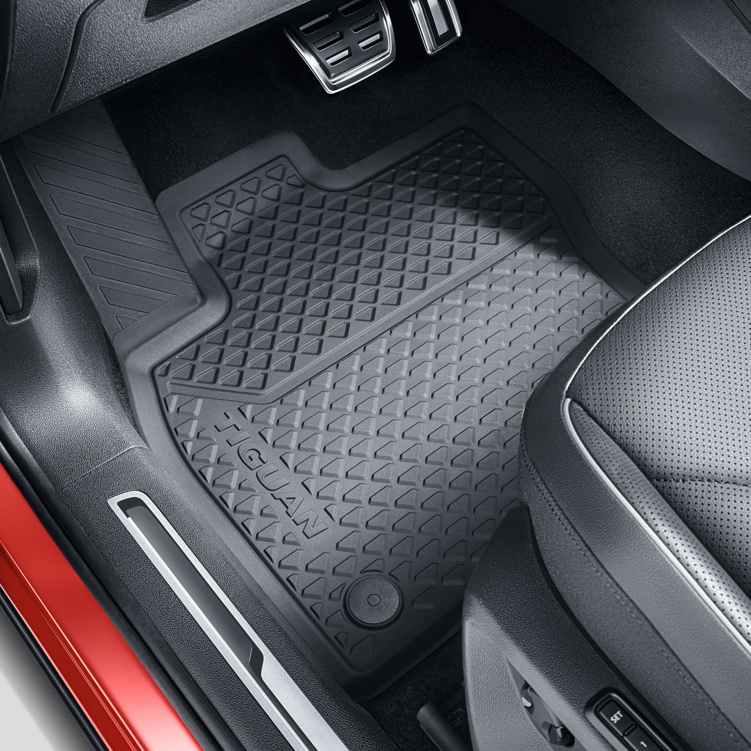 Celoročná podlahová rohož VW Accessories s nápisom „Tiguan“