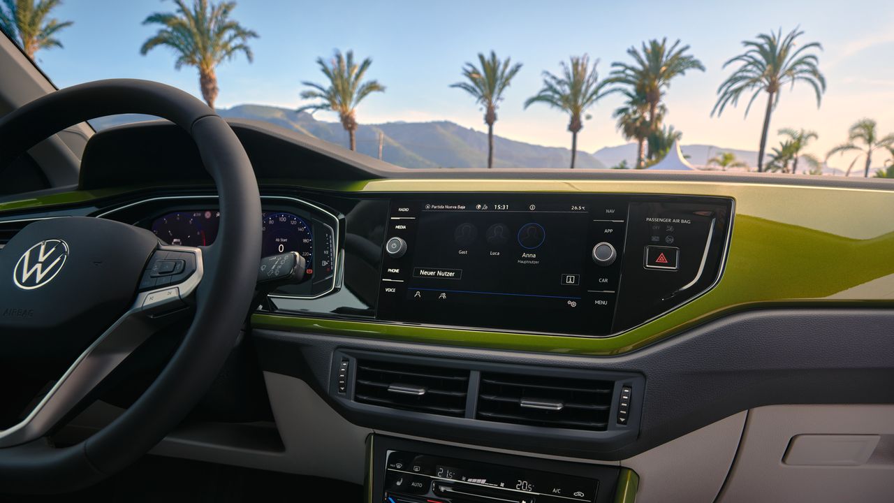 VW Taigo Navigationssystem Discover Media