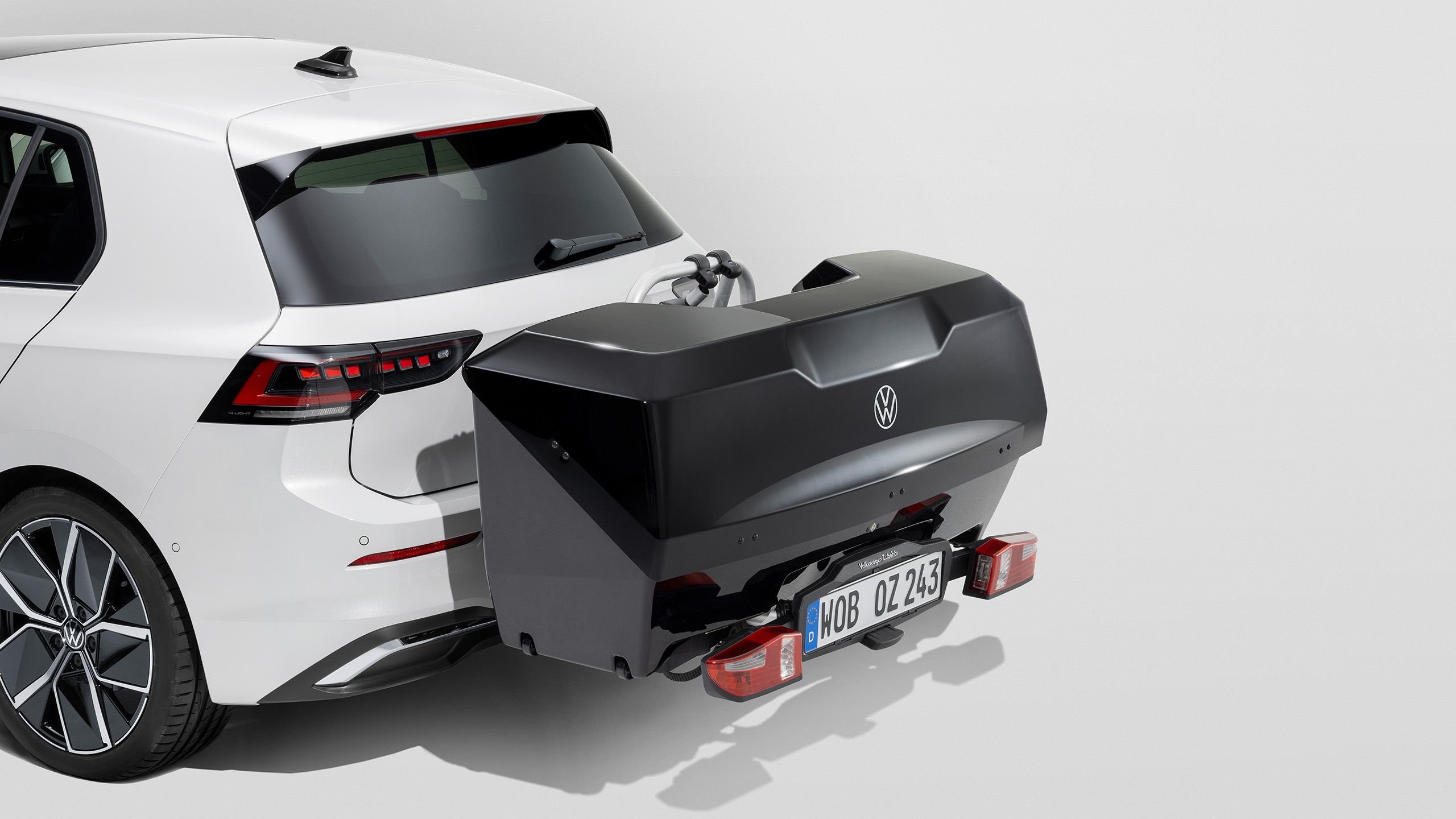 Zadný box z príslušenstva VW na VW Golf 8