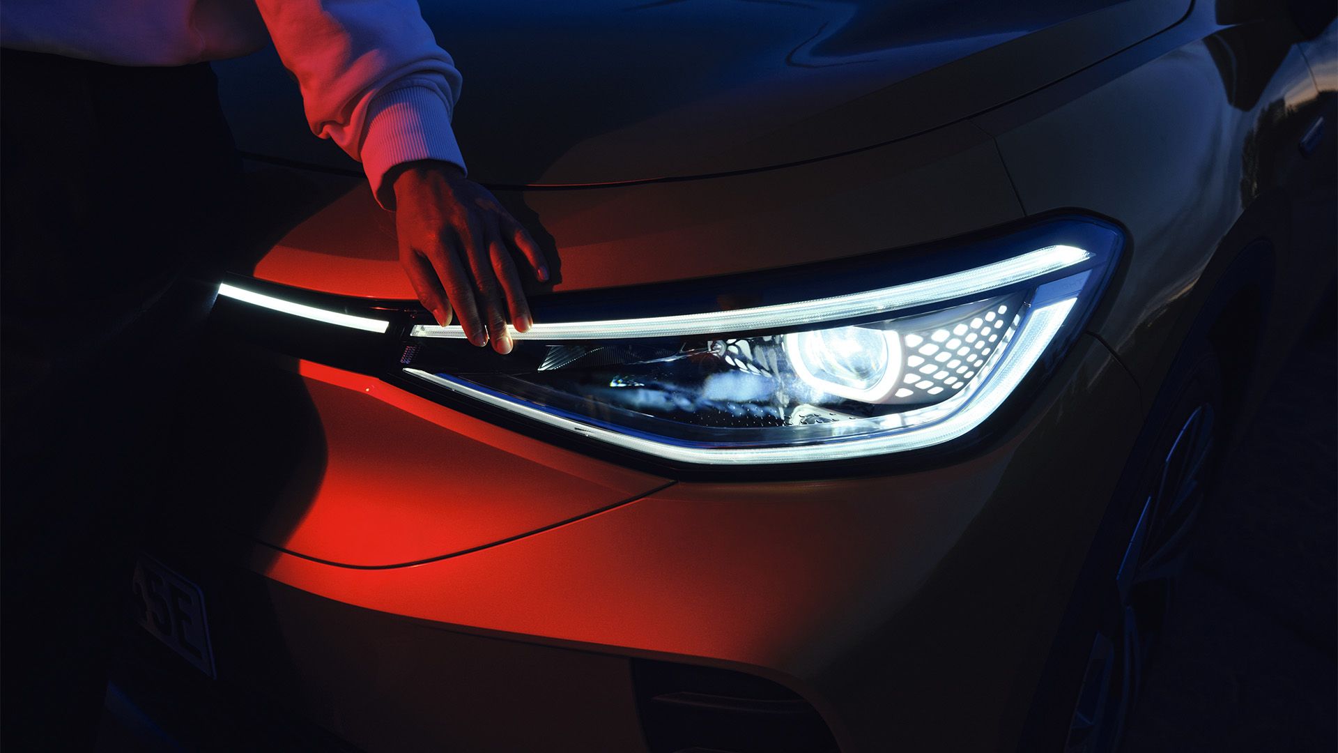 Detailný pohľad na svetlomet VW ID.4