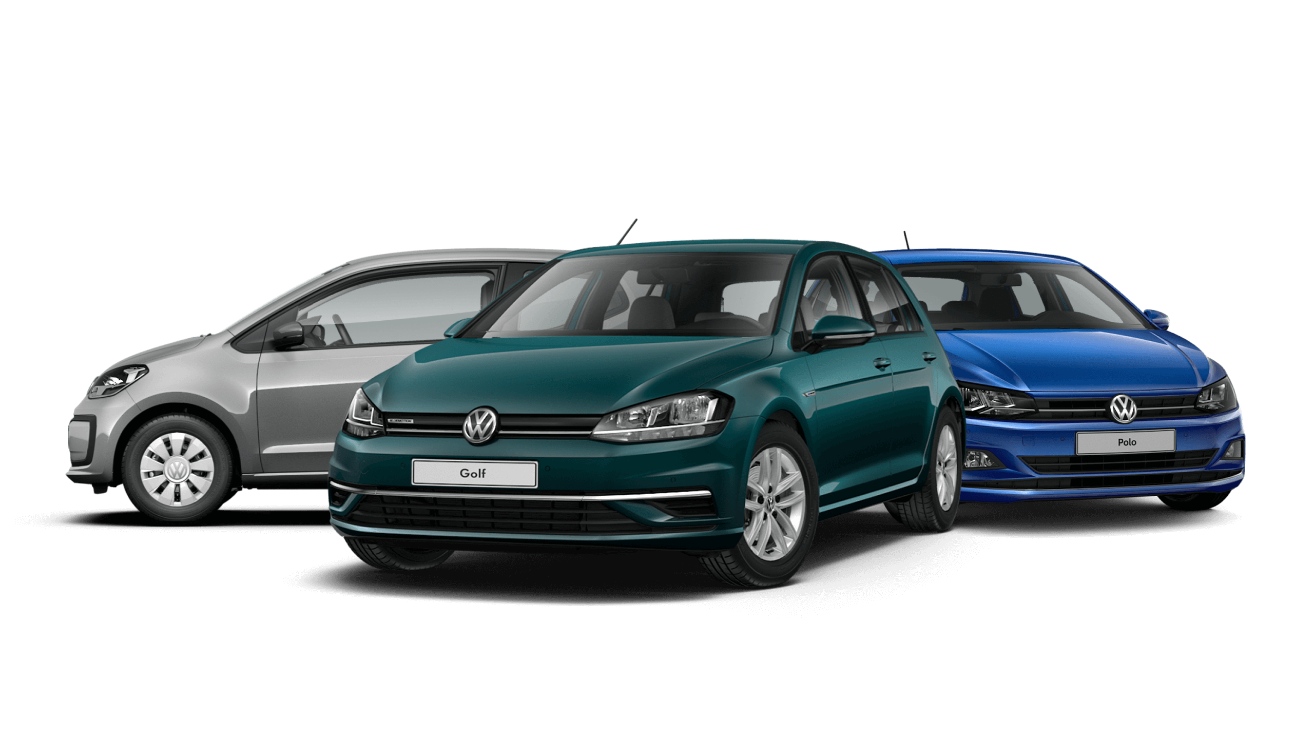 Tri automobily značky Volkswagen vedľa seba, zľava sivé auto, zelený hatchback Golf a modrý sedan Polo. Každé auto je zobrazené z predného uhla. Vozidlá sú na bielom pozadí.