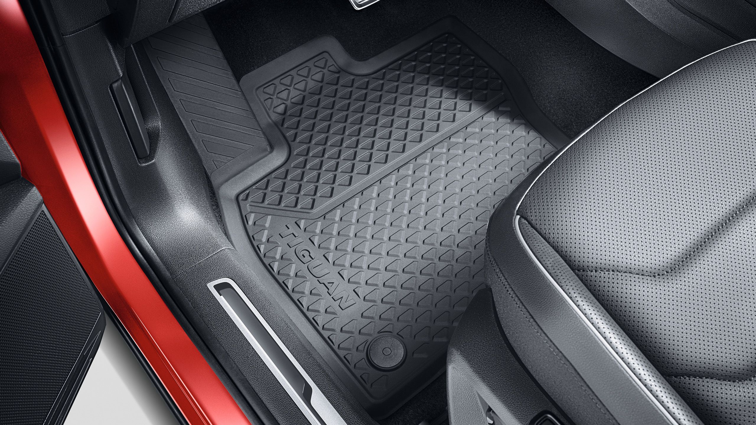 Celoročná podlahová rohož VW Accessories s nápisom „Tiguan“