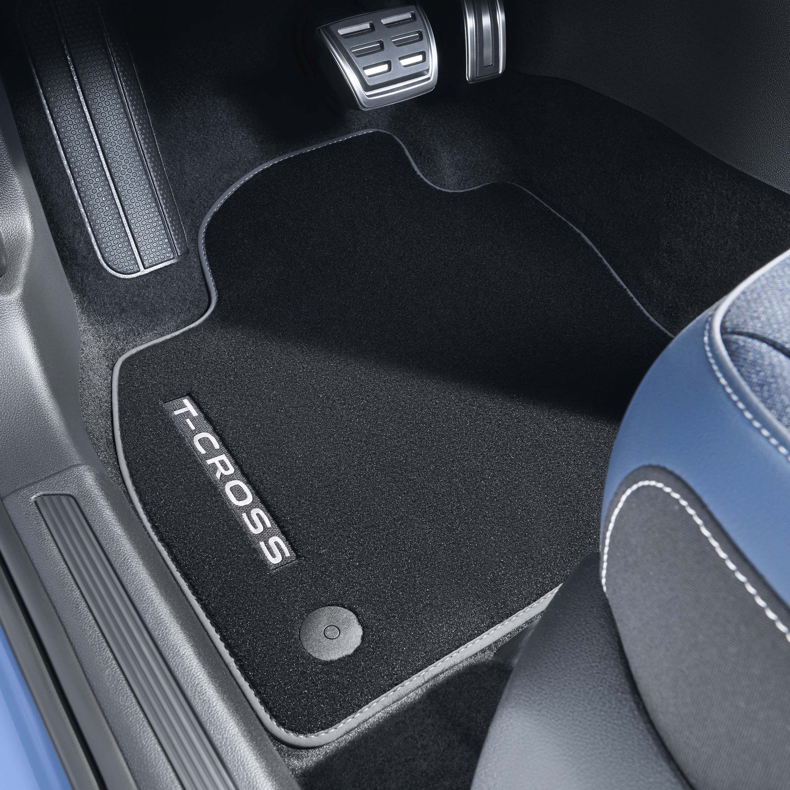 Textilné podlahové rohože s nápisom "T-Cross"