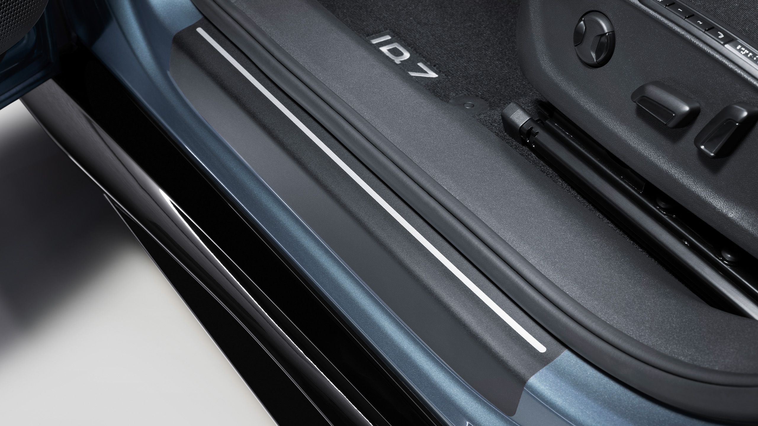 Ochranné fólie na prahy dverí VW s nápisom ID.7