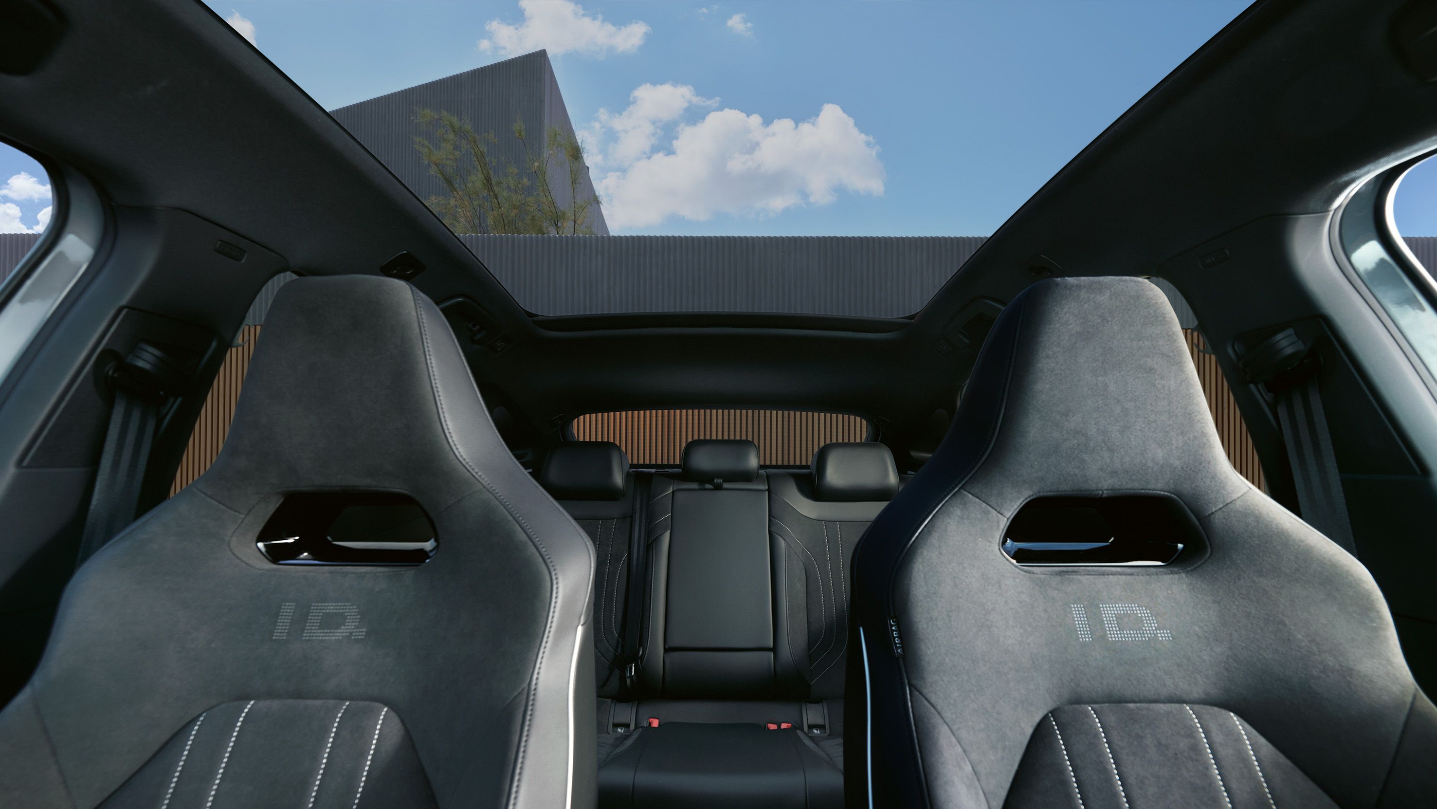 VW ID.5 Panoramatické strešné sklo