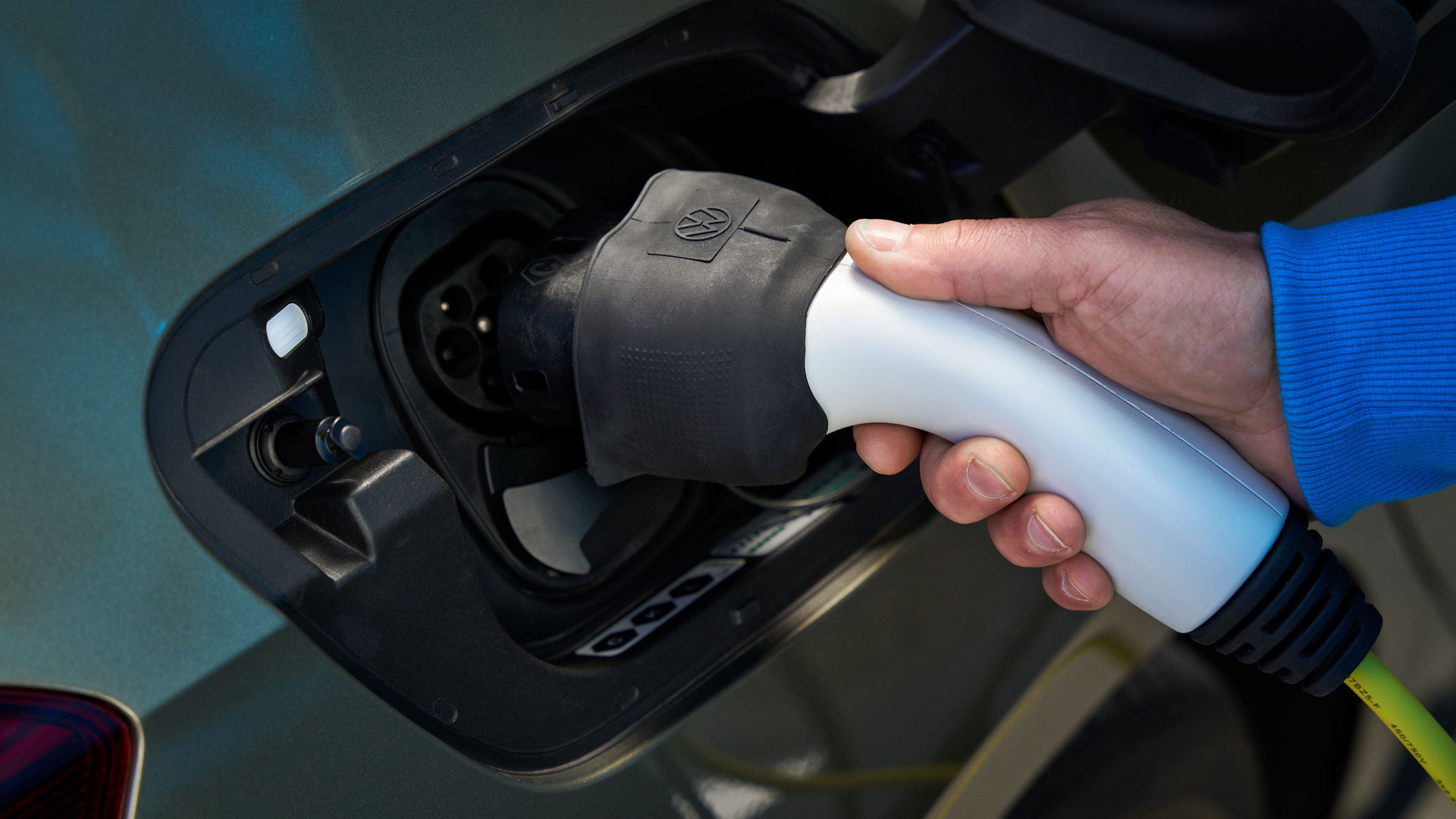 Ochranný obal pre zásuvku typu 2 od Volkswagen chráni zásuvku počas nabíjania