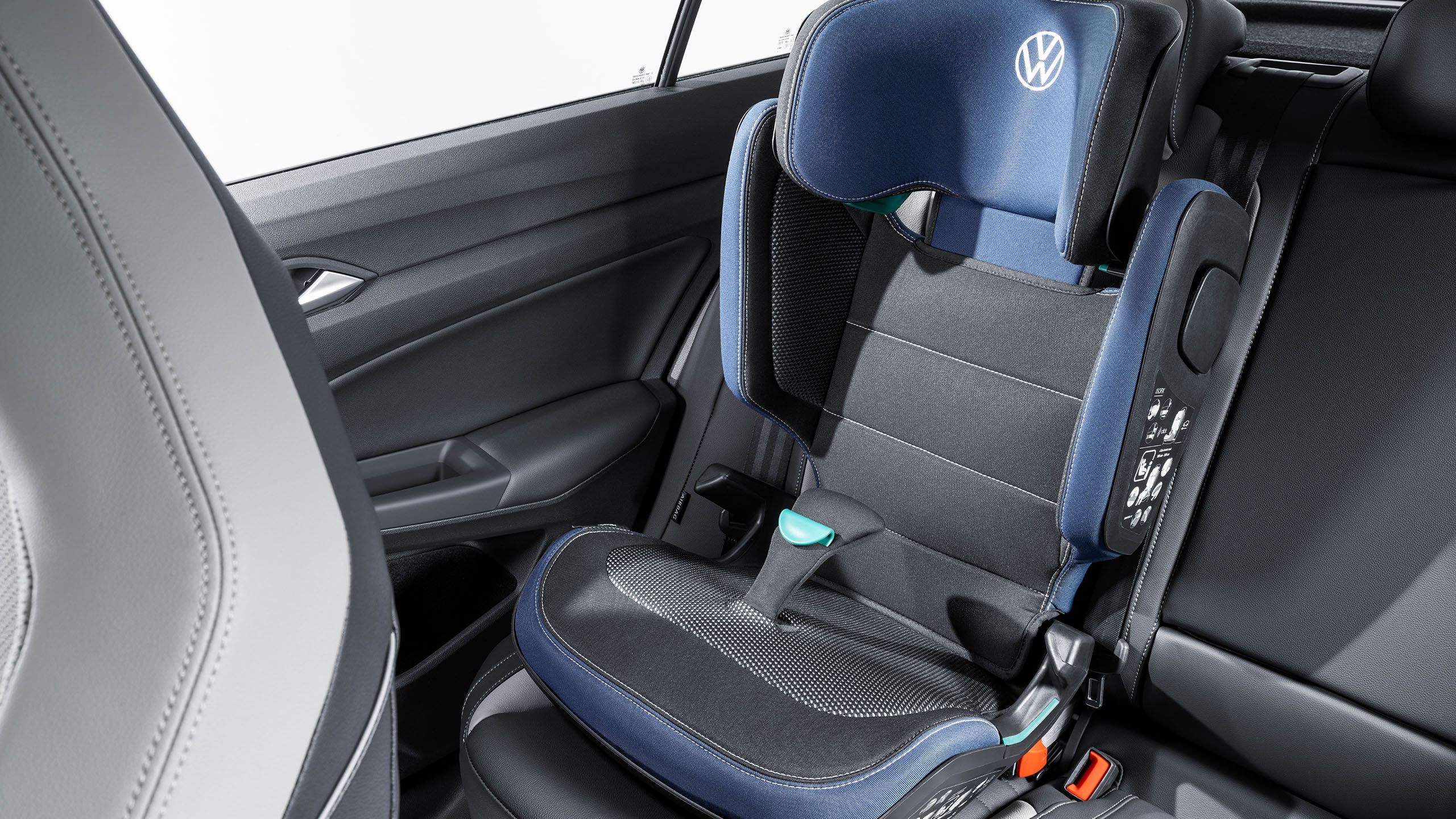 Detská autosedačka z Volkswagen príslušenstva