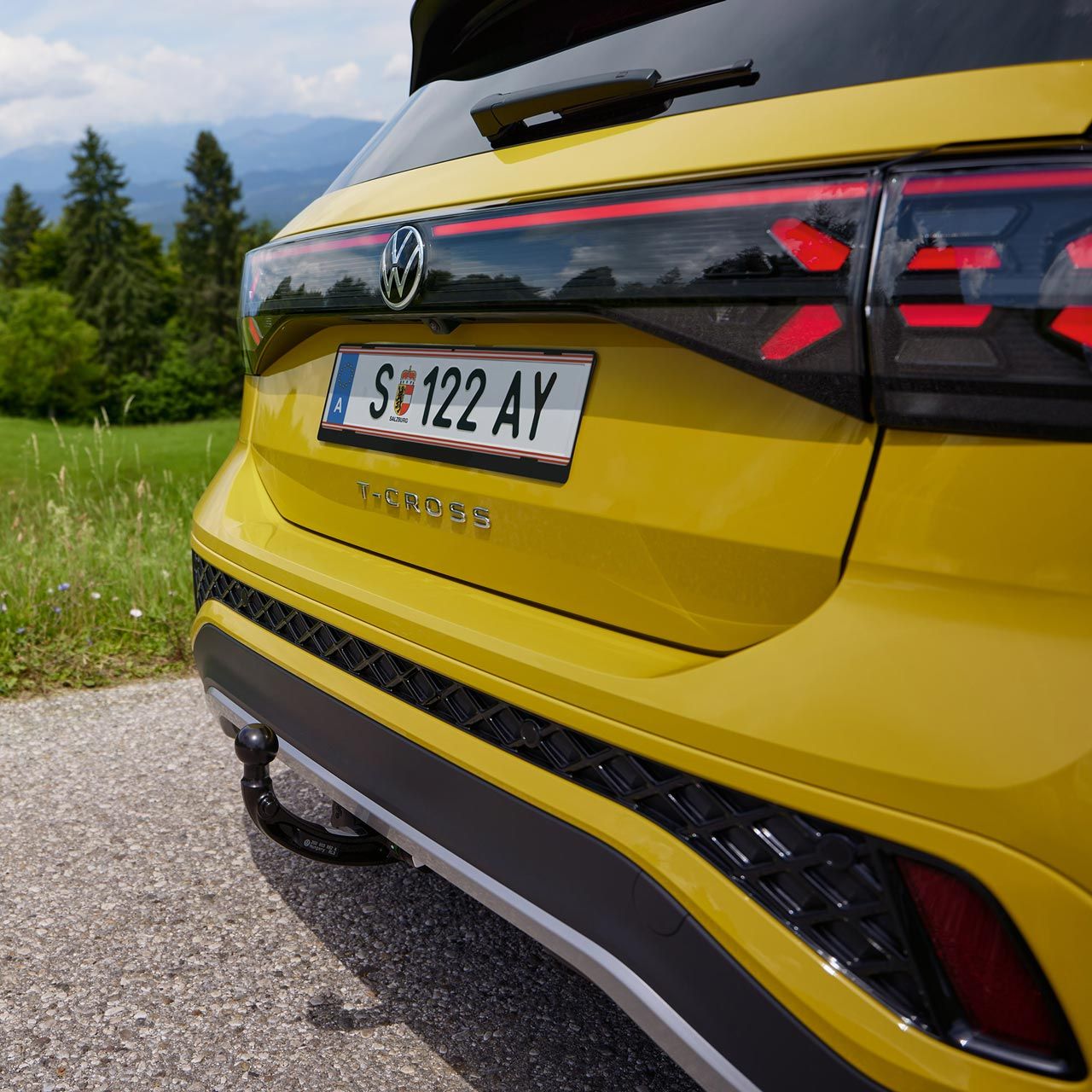 Detail na dvere batožinového priestoru žltého VW T-Cross.